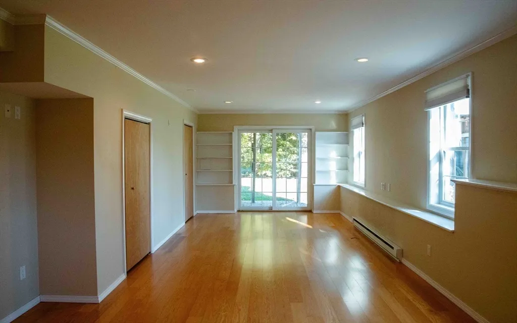 3 bed, 2 bath apartment for rent at 171 N Main St Unit 171, Natick — photo 9 of 19