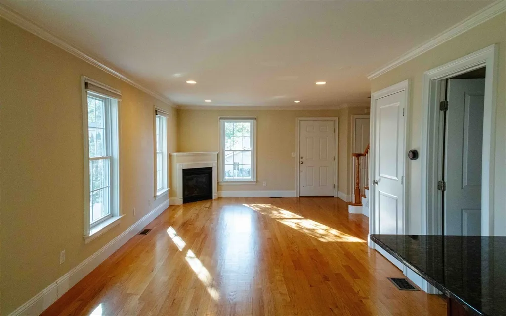 3 bed, 2 bath apartment for rent at 171 N Main St Unit 171, Natick — photo 6 of 19