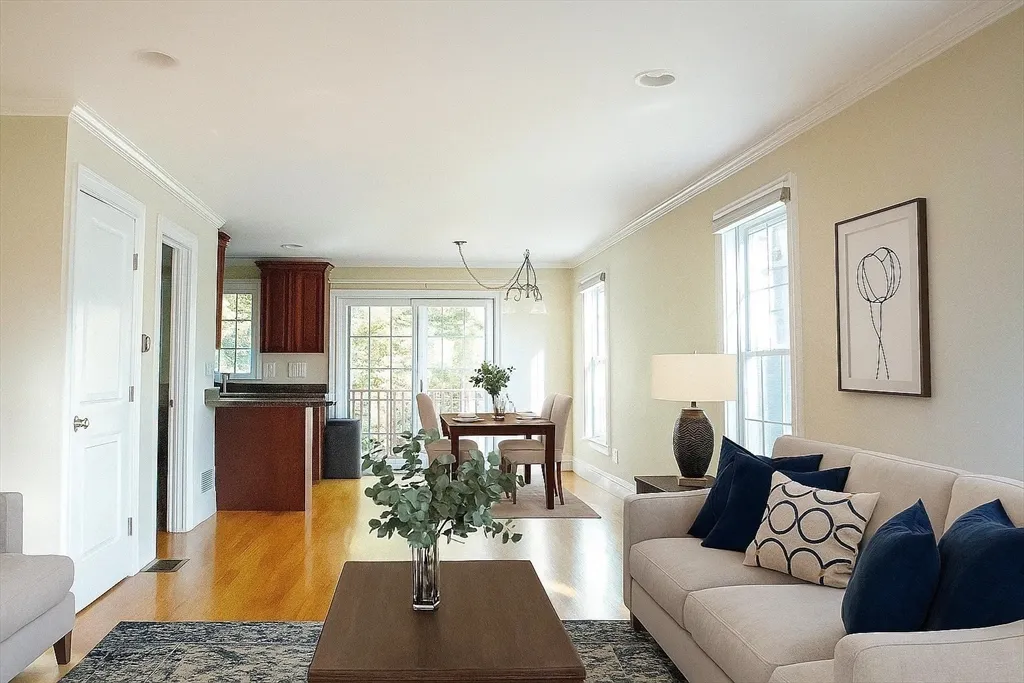 3 bed, 2 bath apartment for rent at 171 N Main St Unit 171, Natick — photo 2 of 19