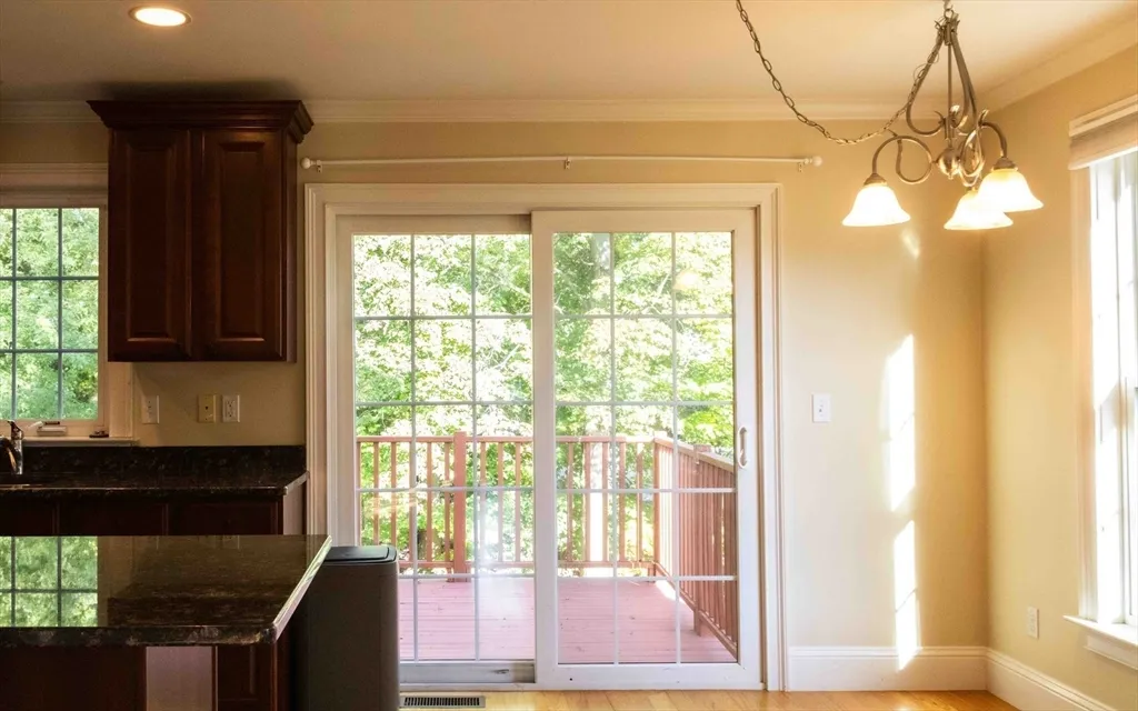 3 bed, 2 bath apartment for rent at 171 N Main St Unit 171, Natick — photo 4 of 19