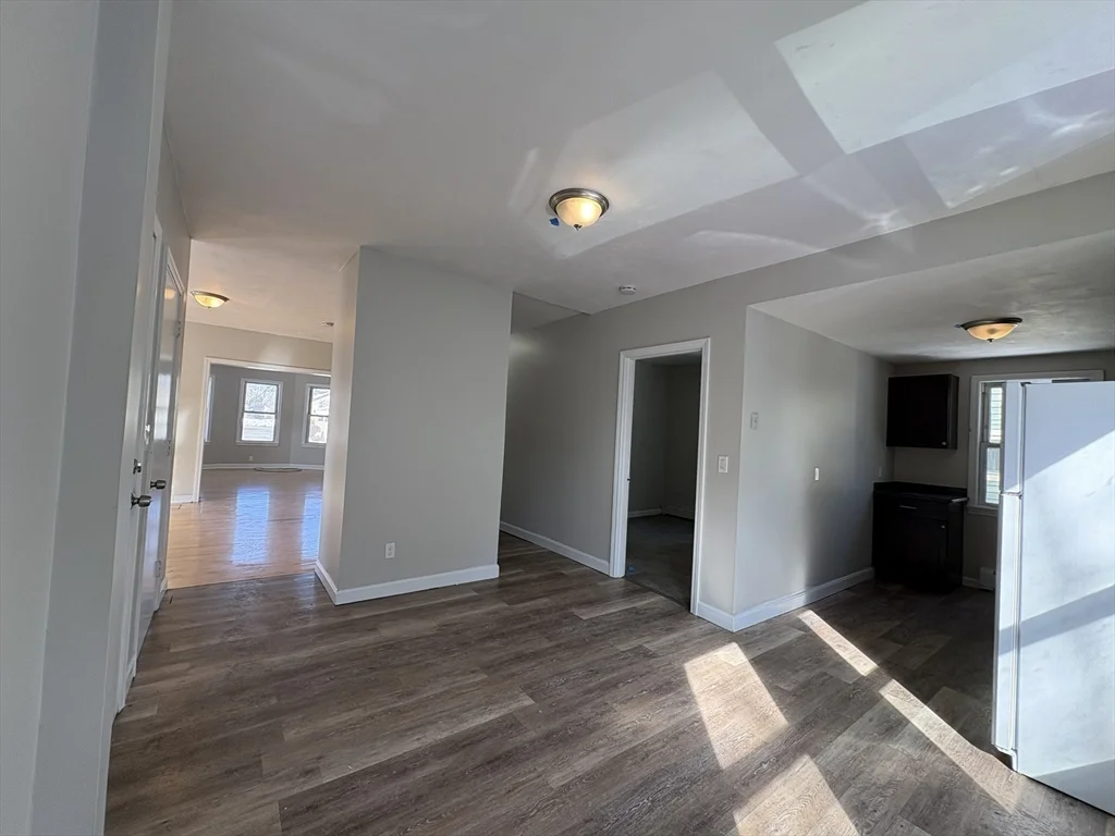 1 bed, 1 bath apartment for rent at 171 Pleasant St Unit 1, Attleboro — photo 9 of 10