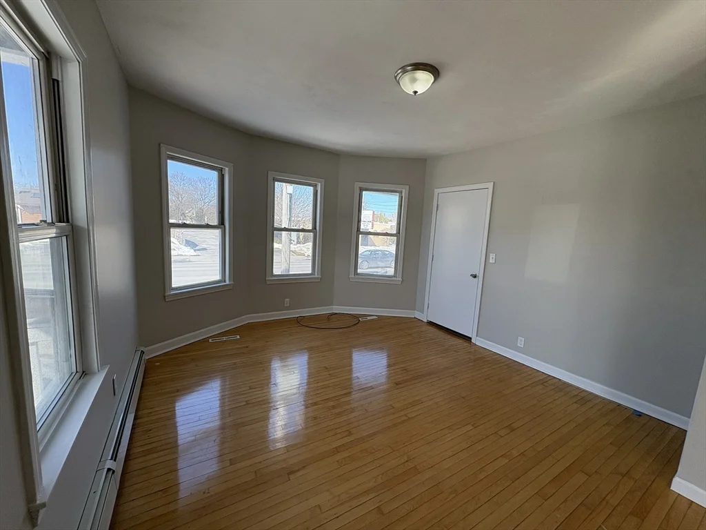 1 bed, 1 bath apartment for rent at 171 Pleasant St Unit 1, Attleboro — photo 4 of 10