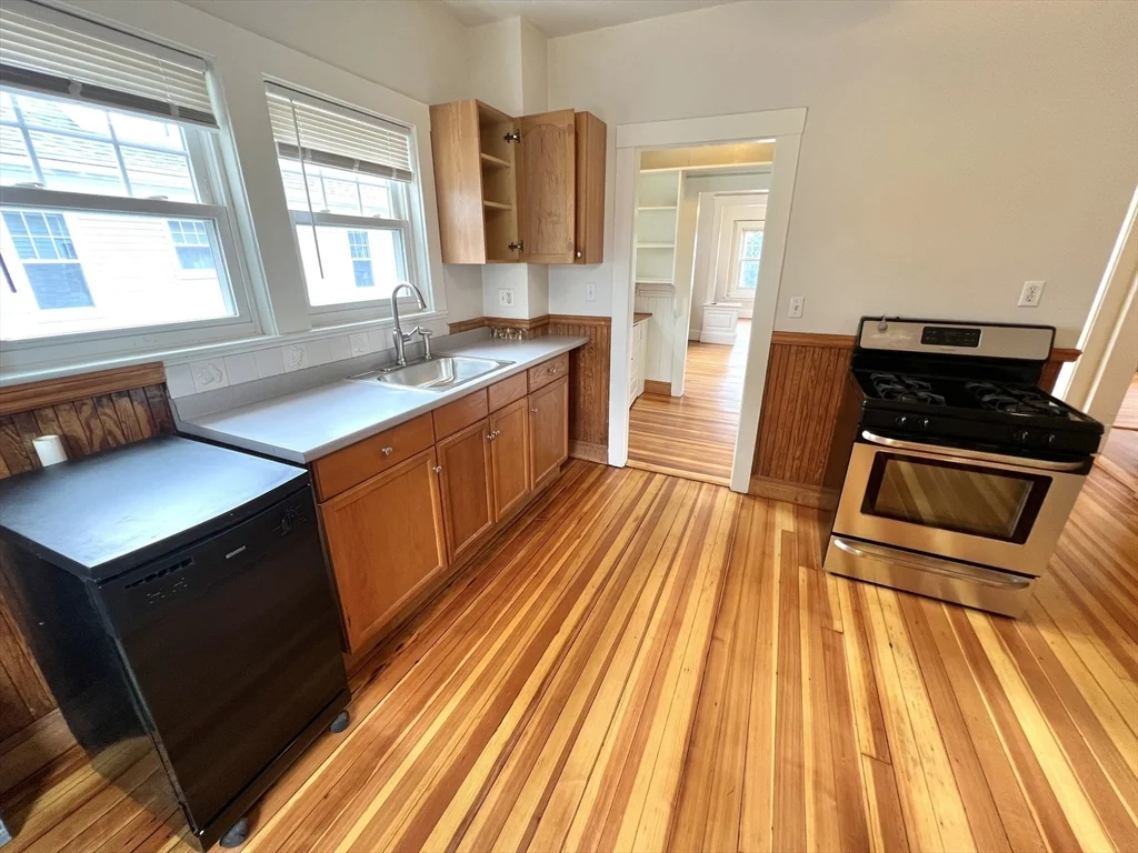 2 bed, 1 bath apartment for rent at 171 School St Unit 1, Watertown — photo 8 of 21