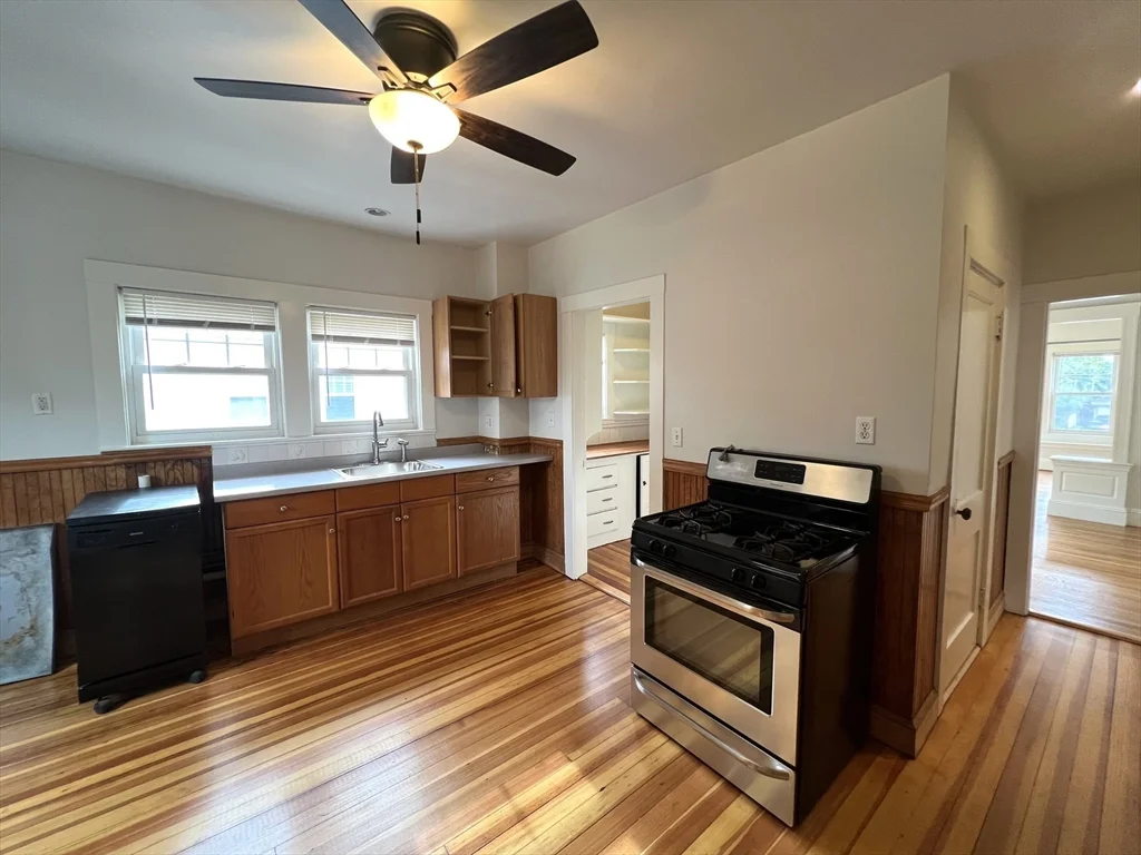 2 bed, 1 bath apartment for rent at 171 School St Unit 1, Watertown — photo 6 of 21