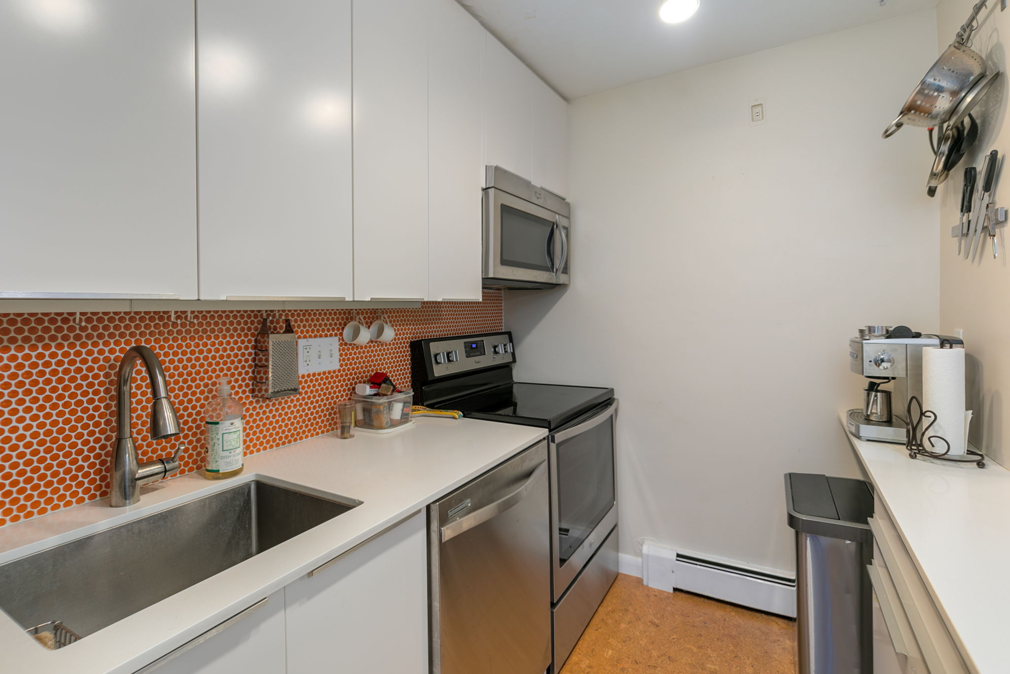 2 bed, 1 bath apartment for rent at 171 South St Unit 11B, Jamaica Plain — photo 2 of 12