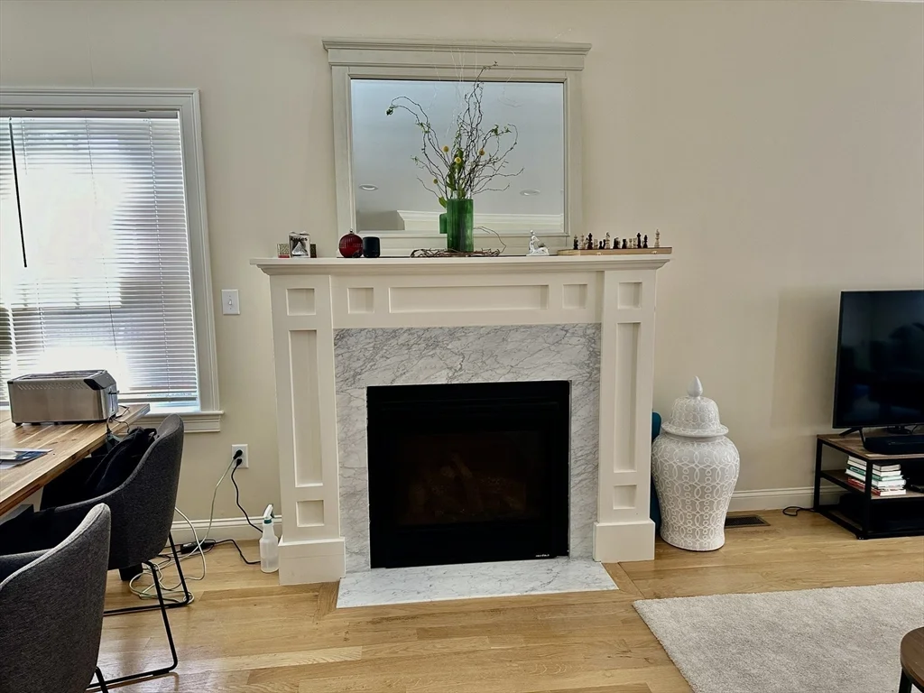 3 bed, 2 bath apartment for rent at 171 Summer St Unit 171, Watertown — photo 7 of 11
