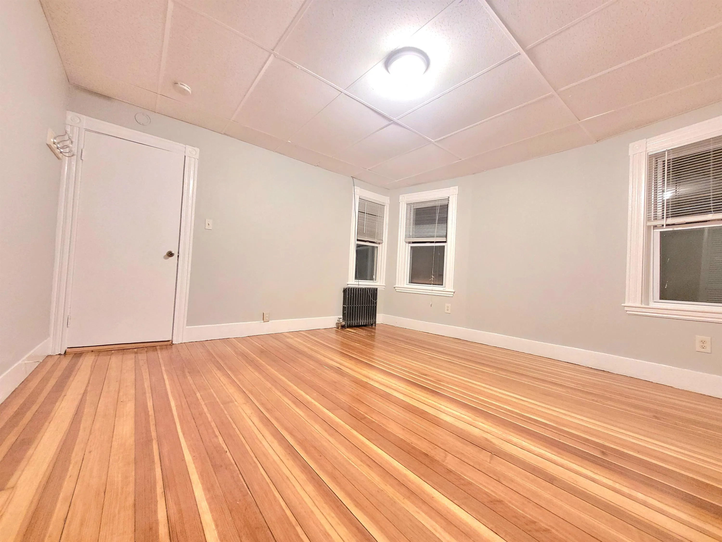 3 bed, 1 bath apartment for rent at 171 Trenton St Unit 1, East Boston — photo 2 of 10