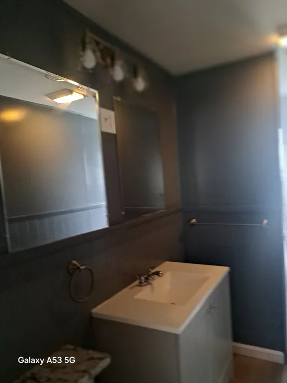 3 bed, 1 bath apartment for rent at 171 Vernon St Unit 3, Quinsigamond Valley — photo 17 of 41