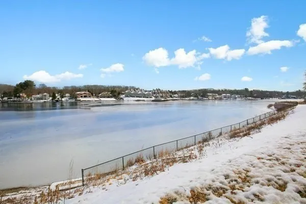 3 bed, 1 bath apartment for rent at 171 Vernon St Unit 3, Quinsigamond Valley — photo 34 of 41