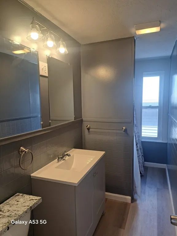 3 bed, 1 bath apartment for rent at 171 Vernon St Unit 3, Quinsigamond Valley — photo 38 of 41
