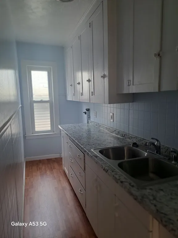 3 bed, 1 bath apartment for rent at 171 Vernon St Unit 3, Quinsigamond Valley — photo 7 of 41