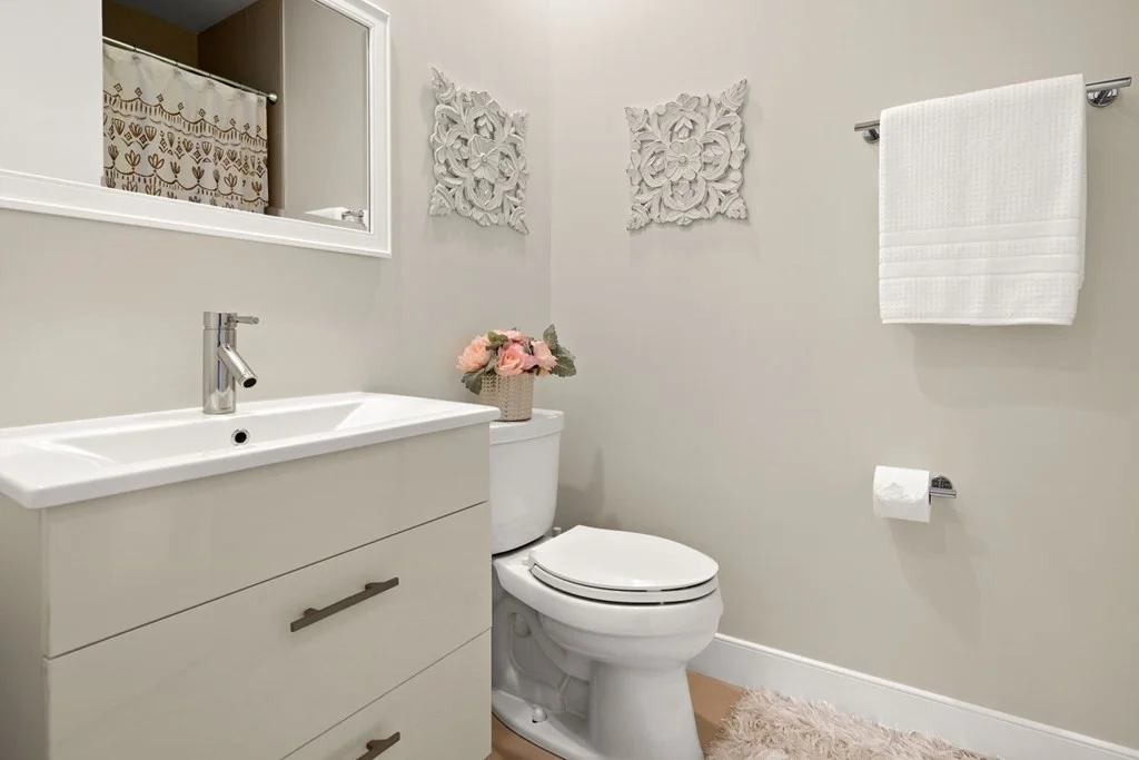 2 bed, 2 bath apartment for rent at 171 W 4th St Unit 7, South Boston — photo 7 of 15