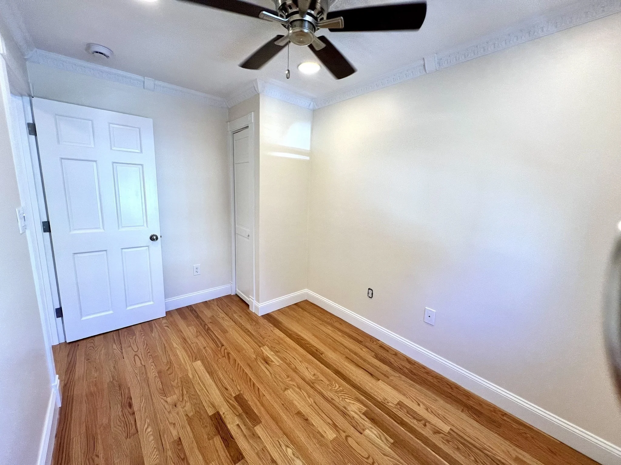 2 bed, 1 bath apartment for rent at 171 W 6th St Unit 2, South Boston — photo 13 of 17
