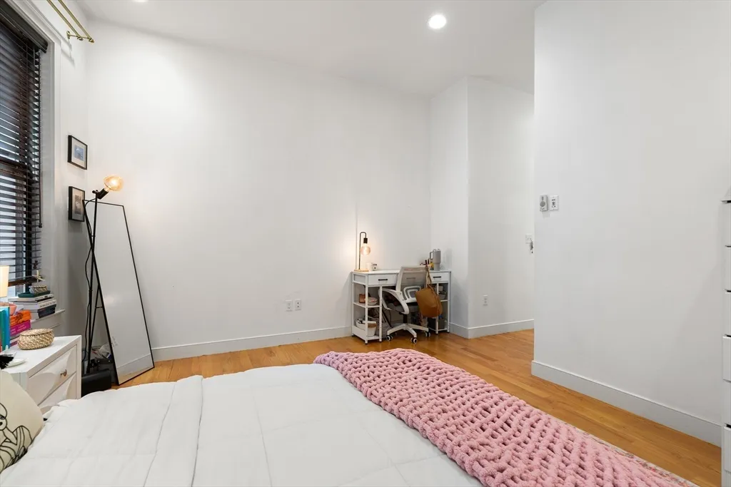 2 bed, 2 bath apartment for rent at 171 W Fourth Unit 4, South Boston — photo 13 of 26