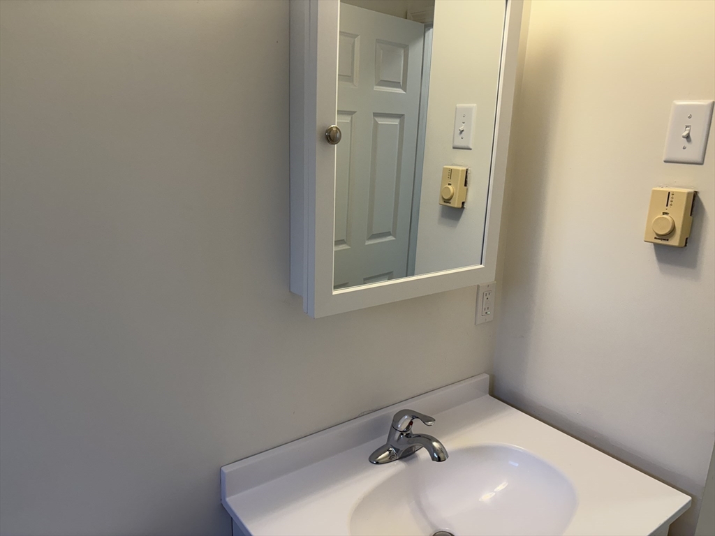 2 bed, 1 bath apartment for rent at 171 Ware St Unit 11, Mansfield — photo 17 of 24