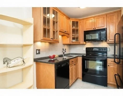 1 bed, 1 bath apartment for rent at 171 Warren Ave Unit 0, South End — photo 2 of 4
