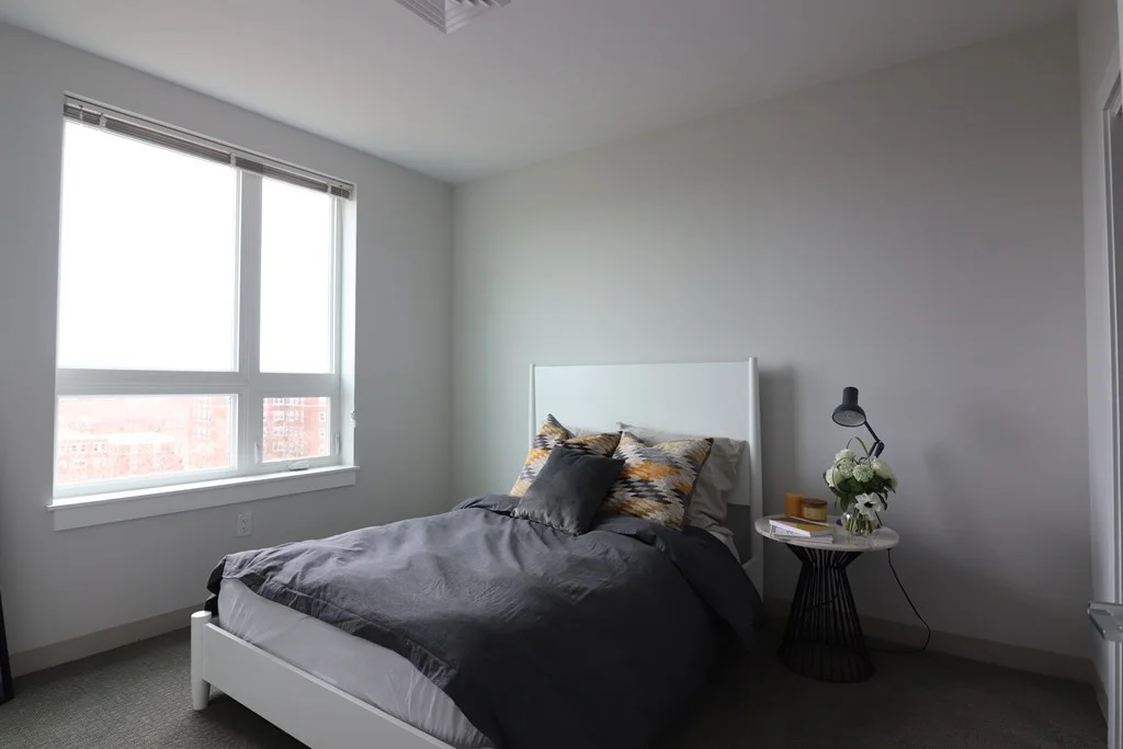 3 bed, 3 bath apartment for rent at 171 Washington St Unit 2225, Brighton — photo 5 of 16