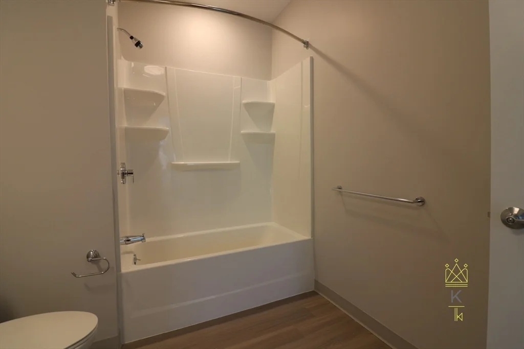 3 bed, 2 bath apartment for rent at 171 Washington St Unit 2311, Brighton — photo 12 of 20