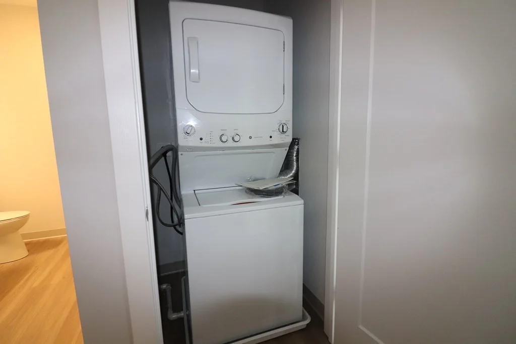 Studio bed, 1 bath apartment for rent at 171 Washington St Unit 2630, Brighton — photo 4 of 18
