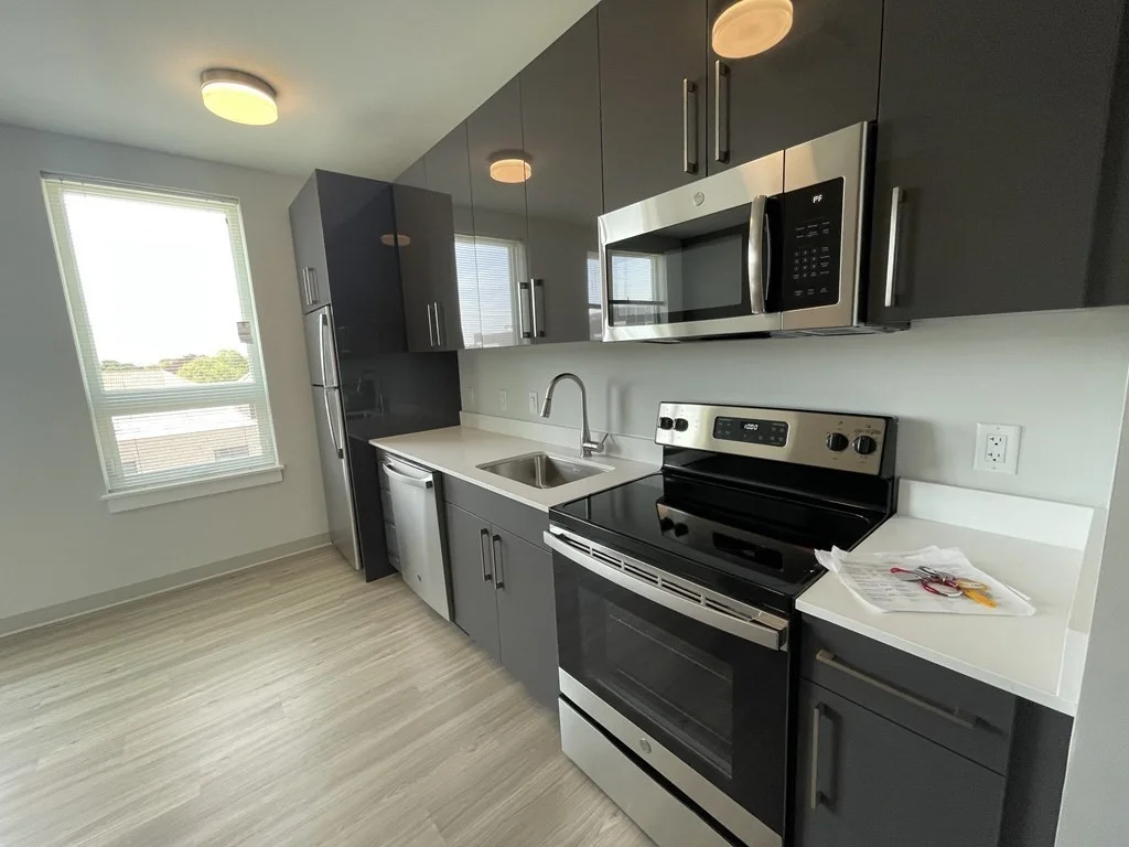 Studio bed, 1 bath apartment for rent at 171 Washington St Unit 2632, Brighton — photo 1 of 11