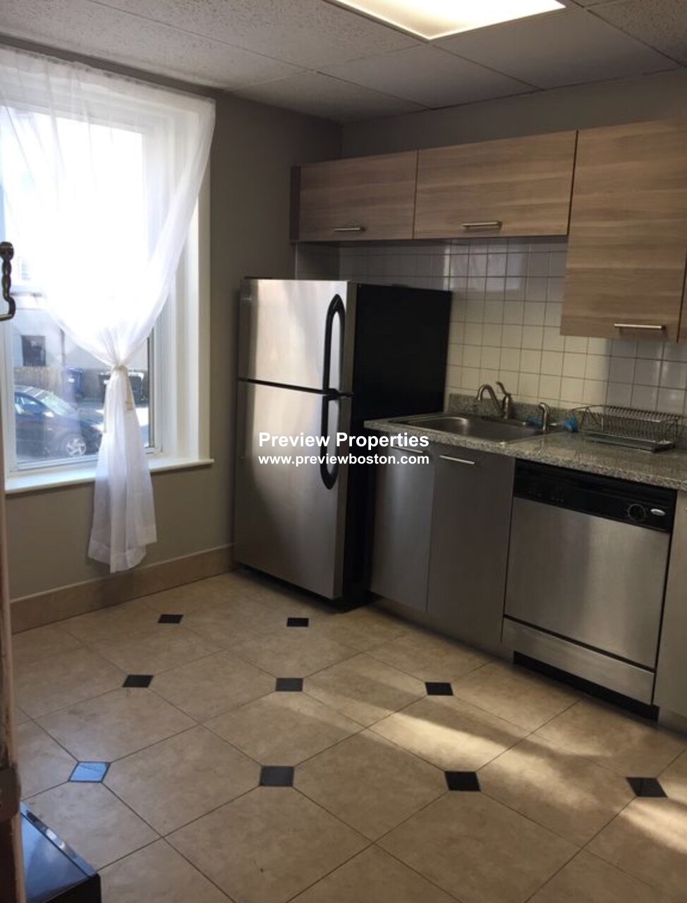 3 bed, 1 bath apartment for rent at 1710 Commonwealth Ave Unit 1P, Brighton — photo 9 of 12