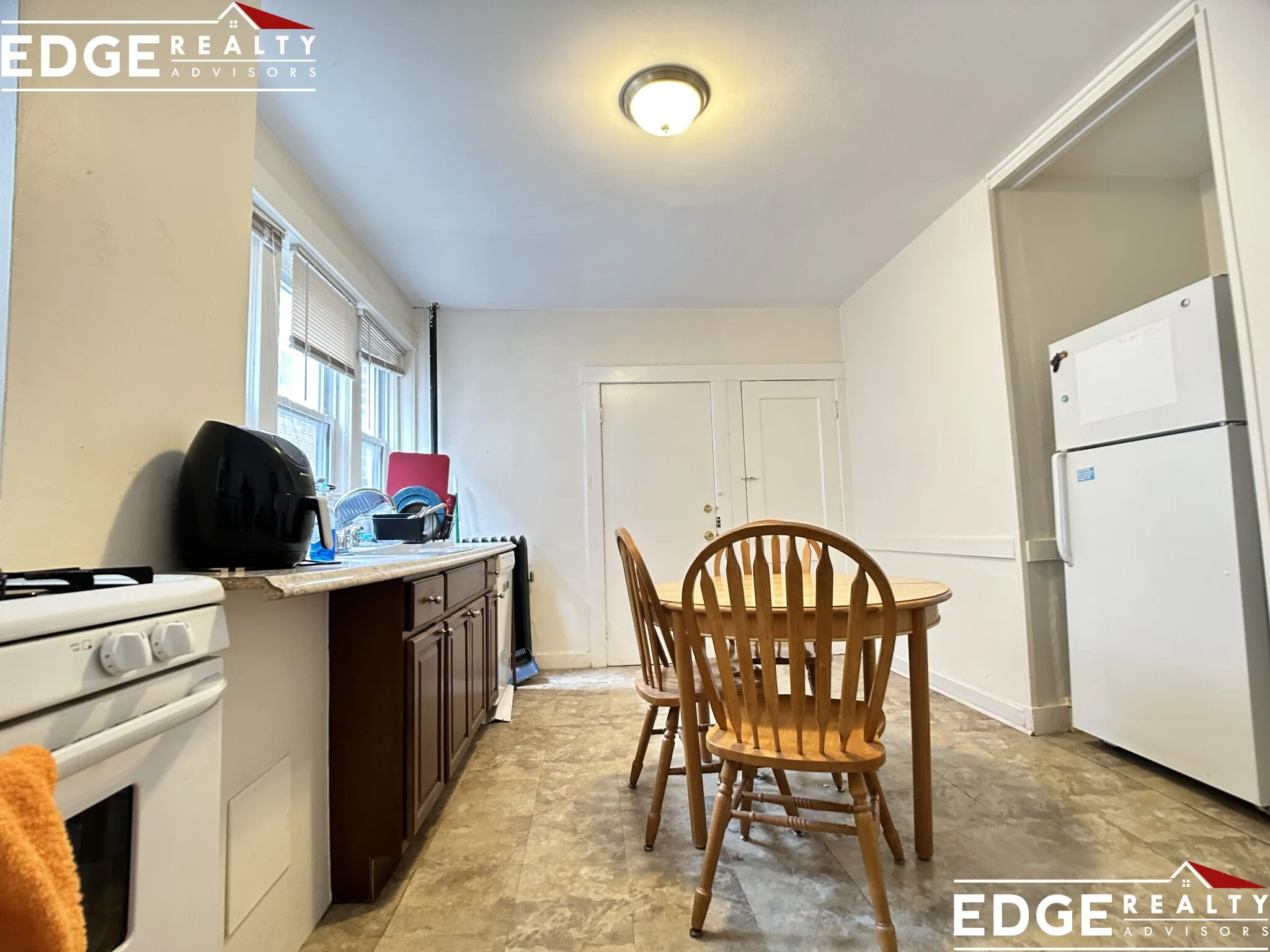 3 bed, 1.5 bath apartment for rent at 1711 Commonwealth Ave Unit 1, Brighton