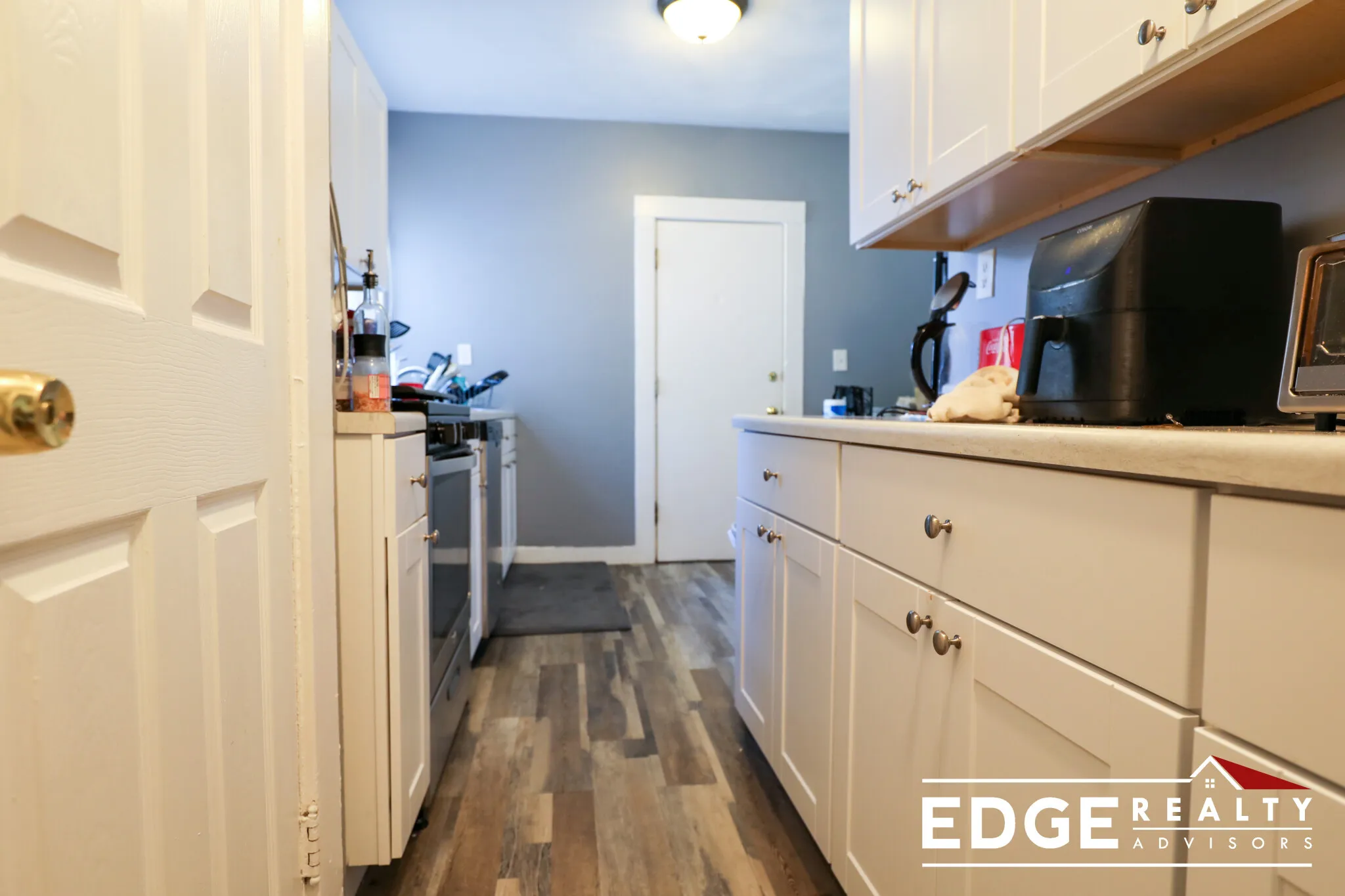 3 bed, 1.5 bath apartment for rent at 1711 Commonwealth Ave Unit 2, Brighton — photo 2 of 14