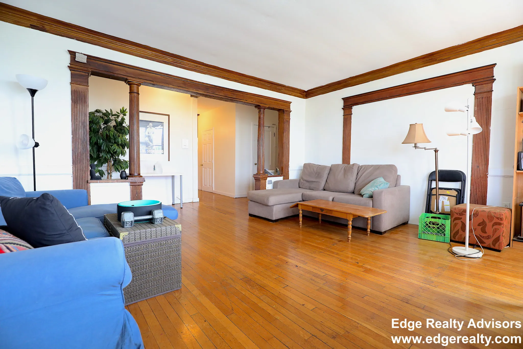 4 bed, 1.5 bath apartment for rent at 1711 Commonwealth Ave Unit 3, Brighton — photo 4 of 9