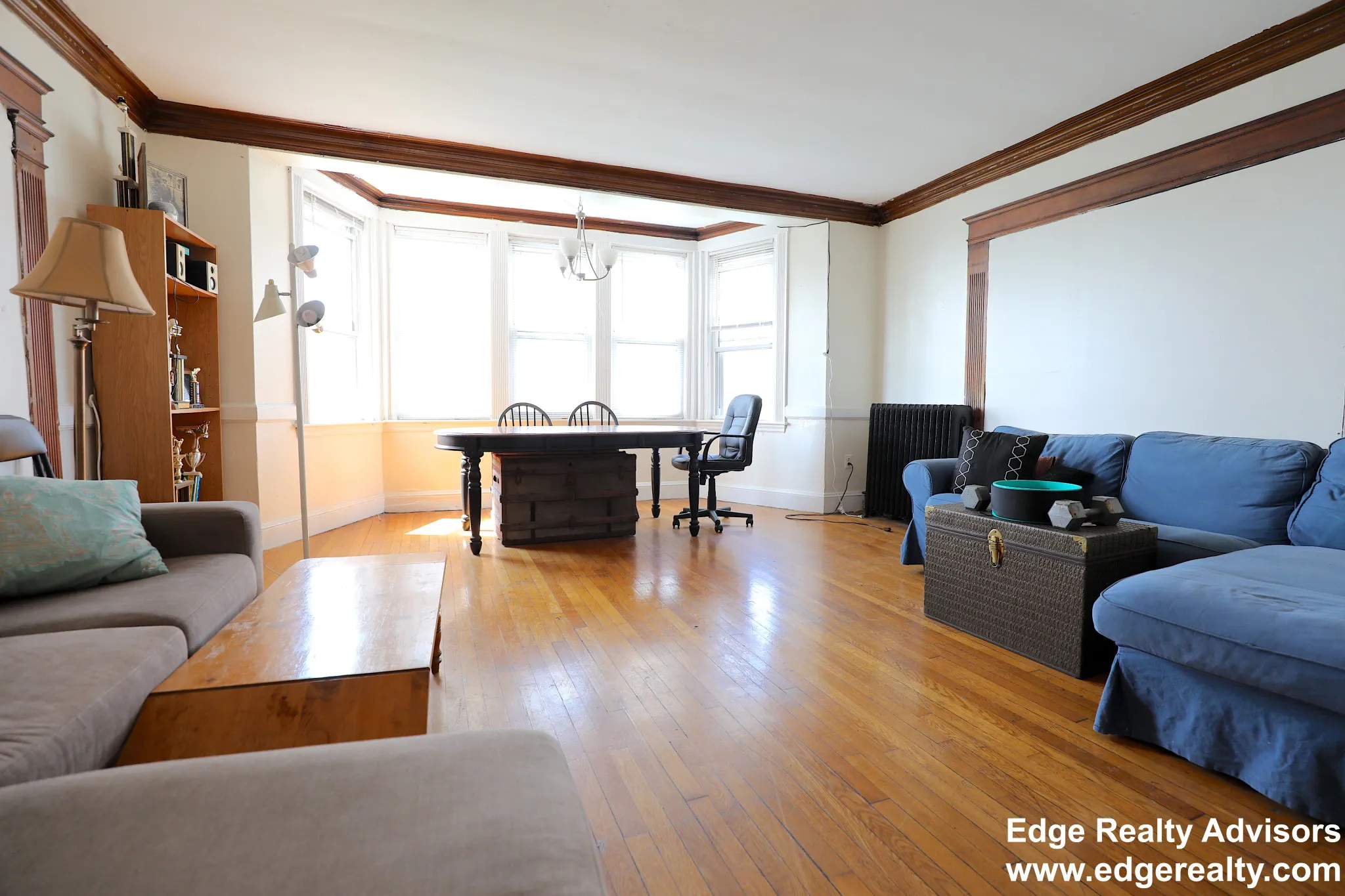 4 bed, 1.5 bath apartment for rent at 1711 Commonwealth Ave Unit 3, Brighton — photo 3 of 9