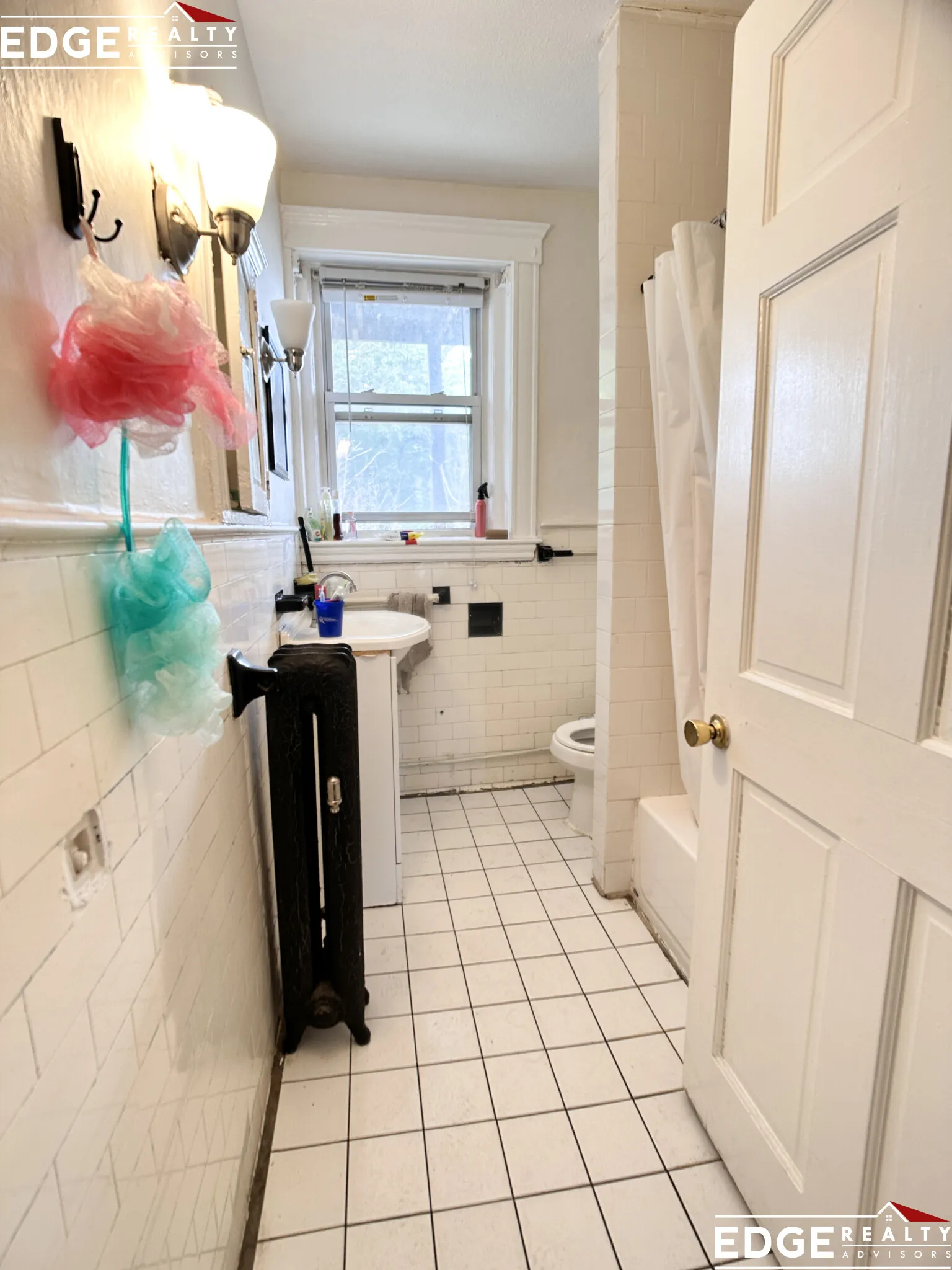 4 bed, 2 bath apartment for rent at 1711 Commonwealth Ave Unit 6, Brighton — photo 7 of 9