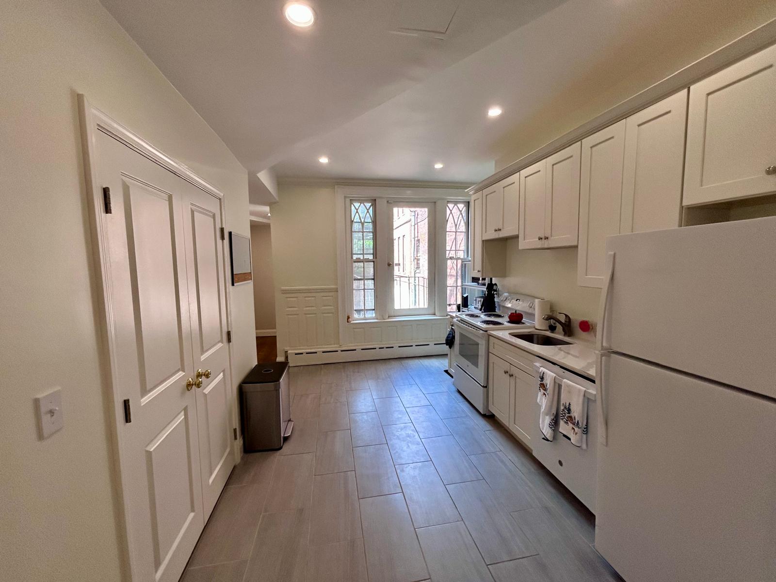 3 bed, 1 bath apartment for rent at 1712 Beacon St Unit 1, Brookline — photo 7 of 27