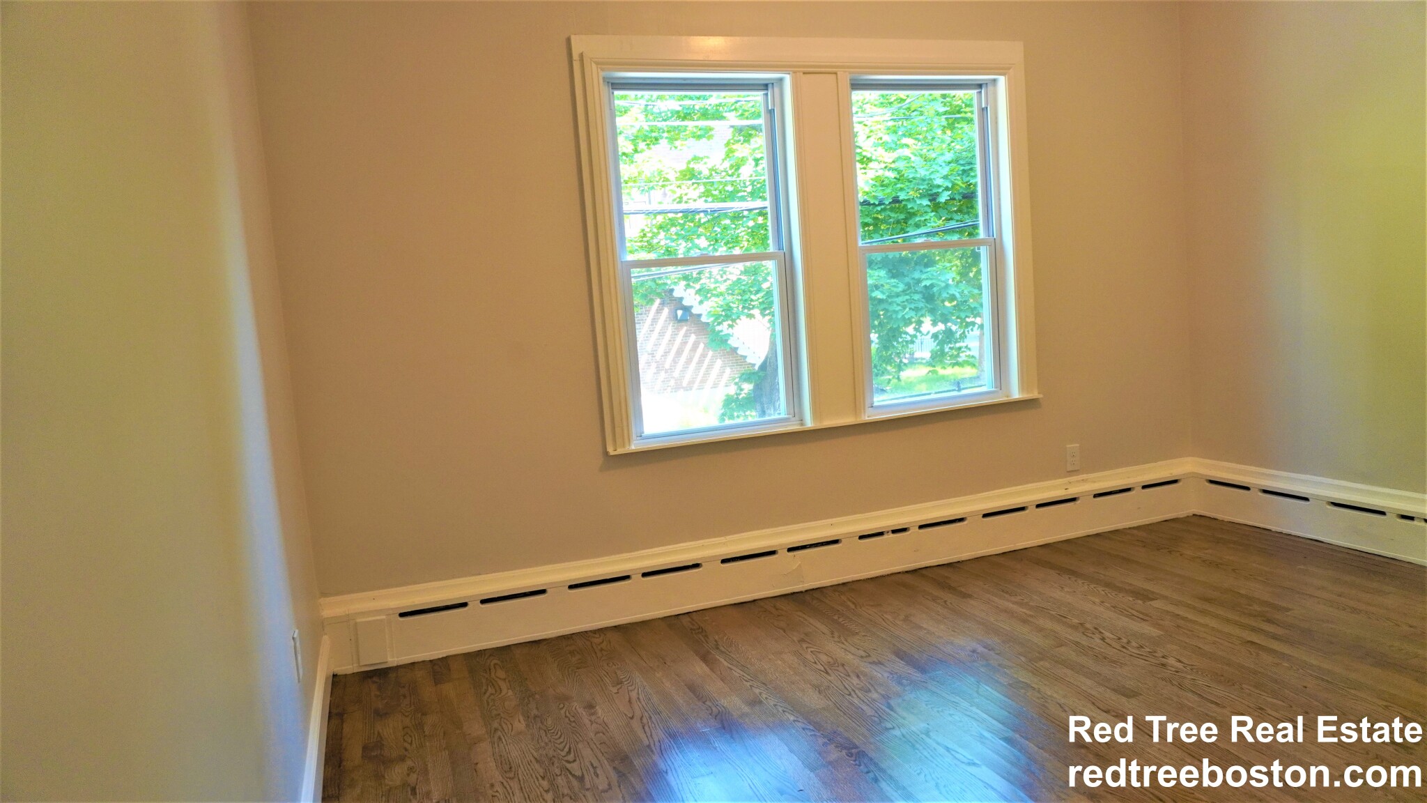 3 bed, 1 bath apartment for rent at 1712 Beacon St Unit 11, Brookline — photo 14 of 18