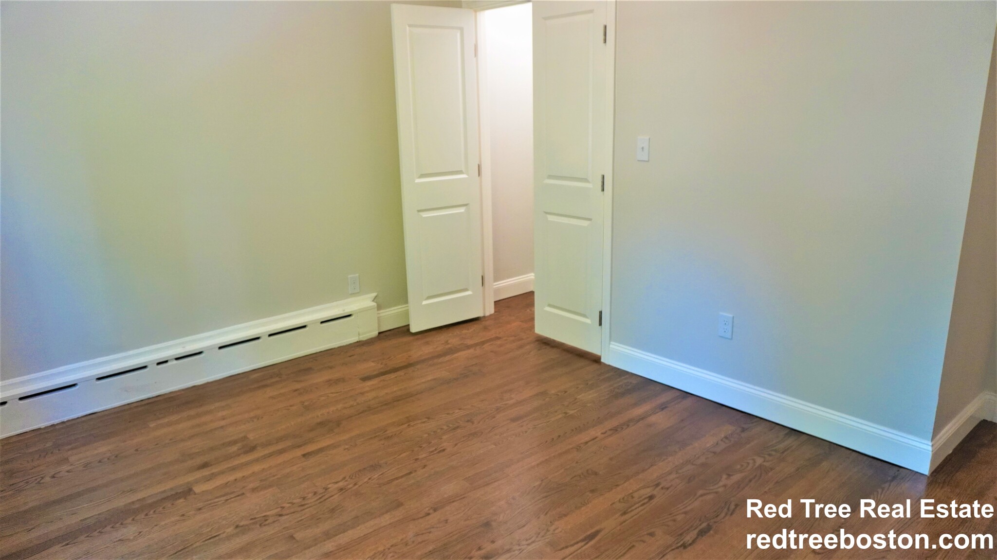 3 bed, 1 bath apartment for rent at 1712 Beacon St Unit 11, Brookline — photo 15 of 18
