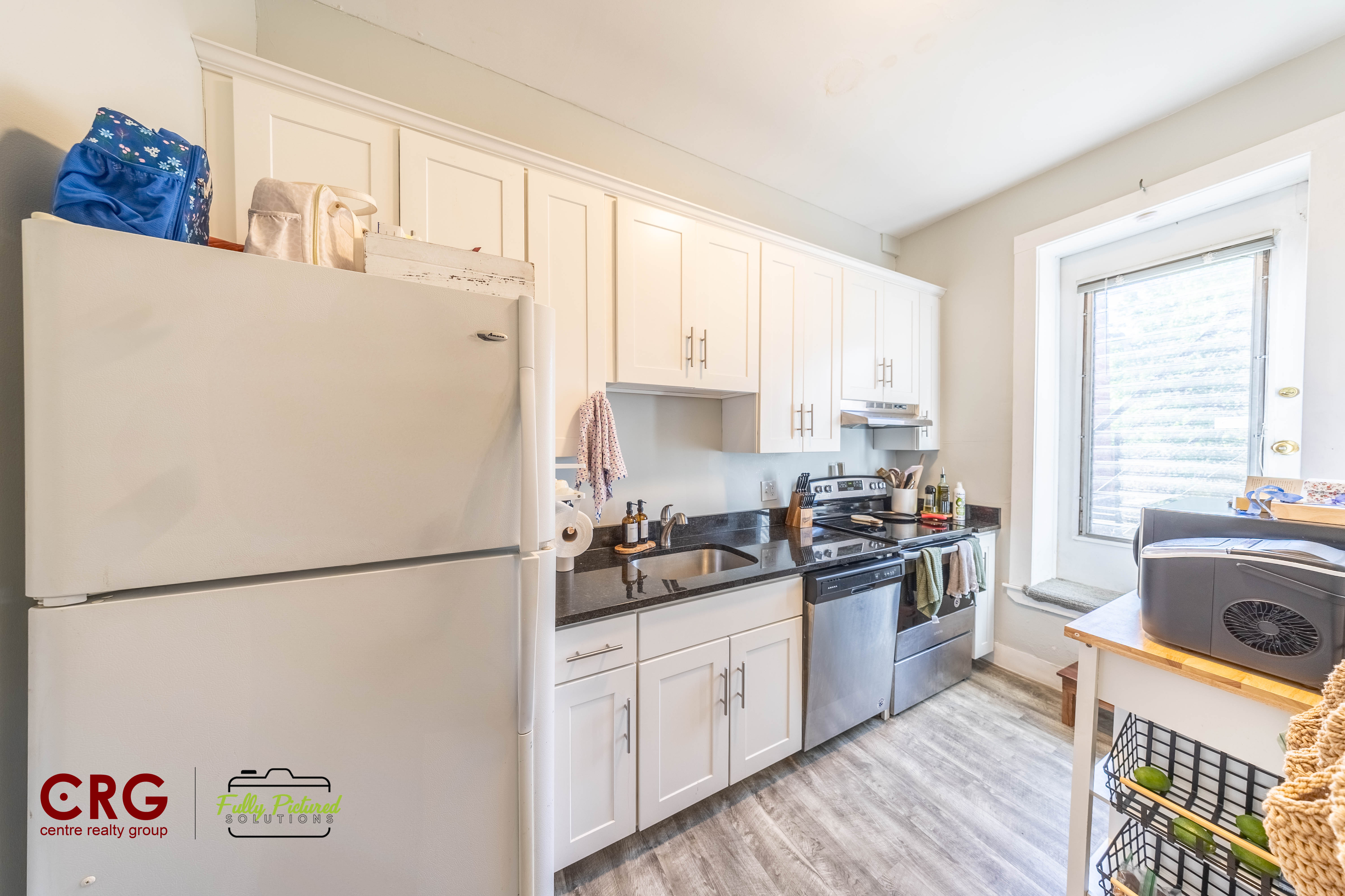 2.5 bed, 2.5 bath apartment for rent at 1712 Beacon St Unit 2, Brookline — photo 4 of 24