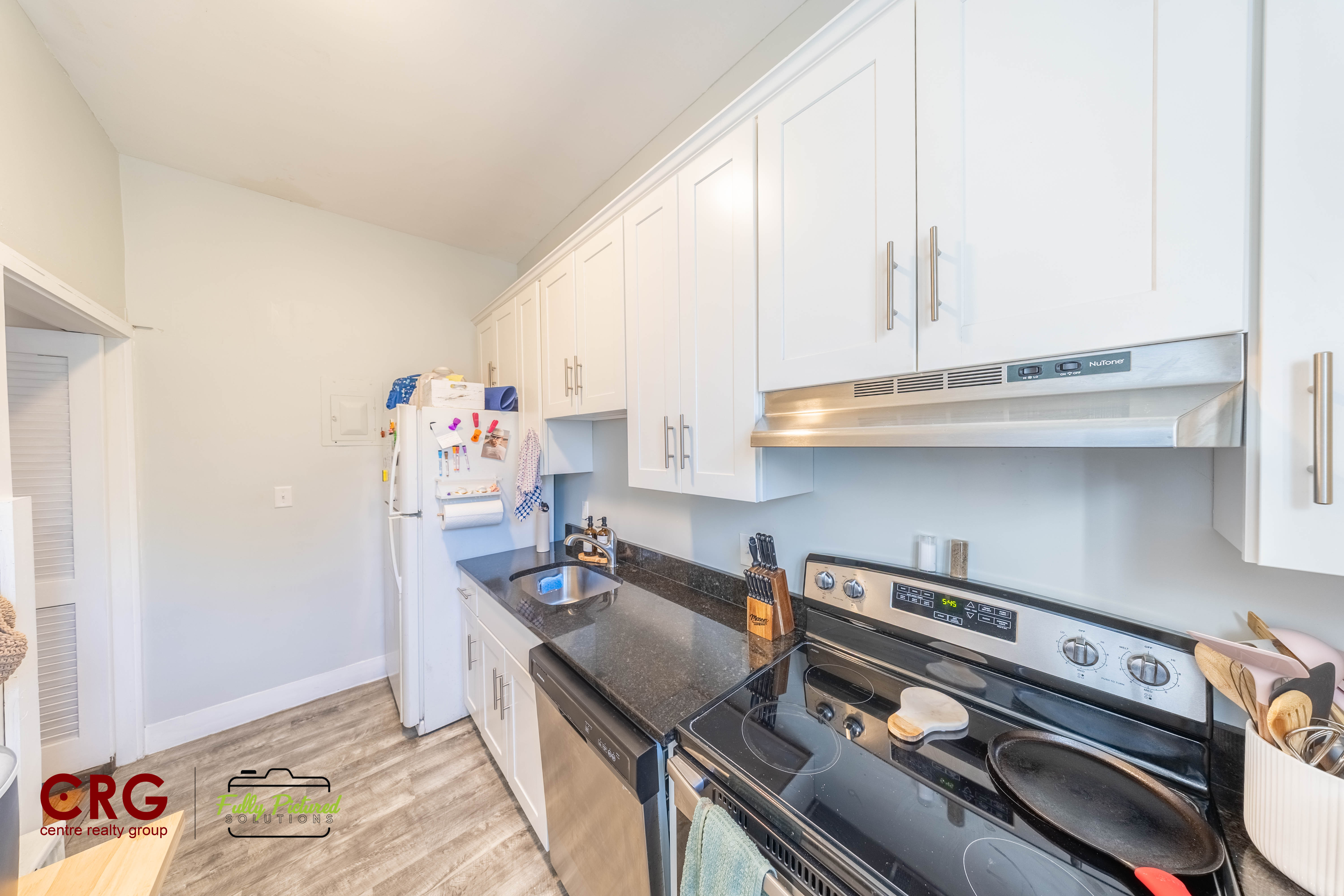 2.5 bed, 2.5 bath apartment for rent at 1712 Beacon St Unit 2, Brookline — photo 5 of 24