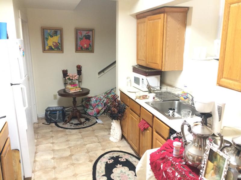 2 bed, 1 bath apartment for rent at 1713 Commonwealth Ave Unit B, Brighton — photo 4 of 12