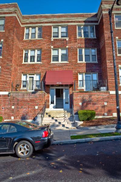 2 bed, 1 bath apartment for rent at 1713 Commonwealth Ave Unit B, Brighton — photo 11 of 12