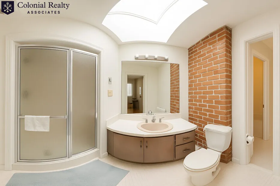 3 bed, 2.5 bath apartment for rent at 1715 Beacon St Unit 5, Aspinwall Hill — photo 13 of 14