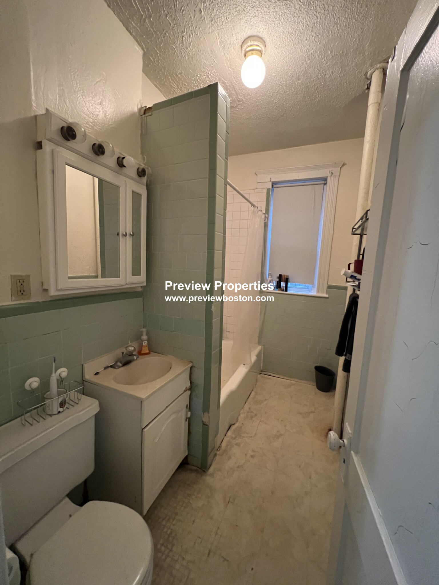 2 bed, 1 bath apartment for rent at 1715 Commonwealth Ave Unit 3, Brighton — photo 9 of 35