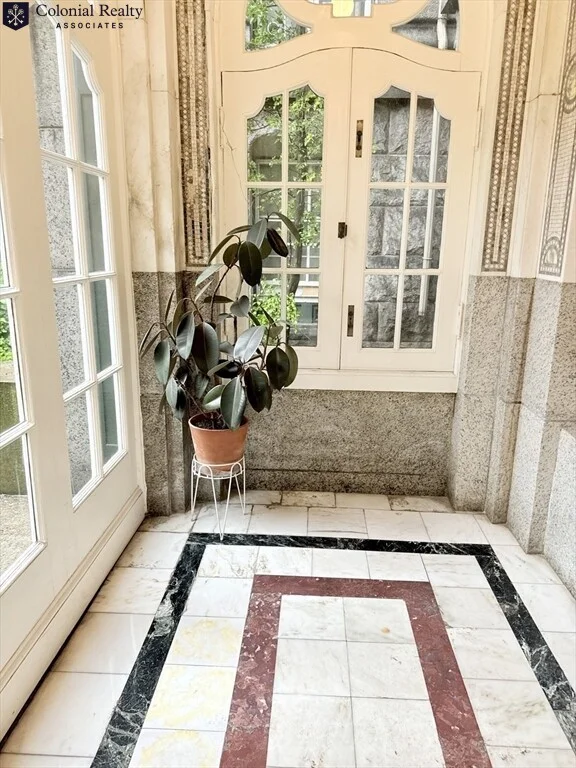 5 bed, 3 bath apartment for rent at 1716 Beacon St Unit 1726, Beaconsfield — photo 12 of 20