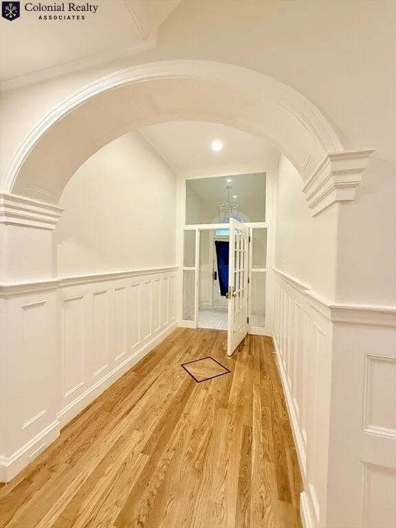 5 bed, 3 bath apartment for rent at 1716 Beacon St Unit 1726, Beaconsfield — photo 15 of 20