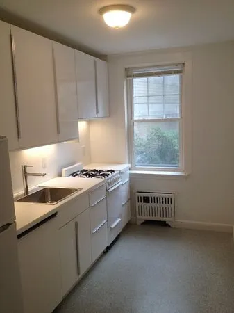 Studio bed, 1 bath apartment for rent at 1716 Cambridge St Unit 16, Mid Cambridge — photo 3 of 5