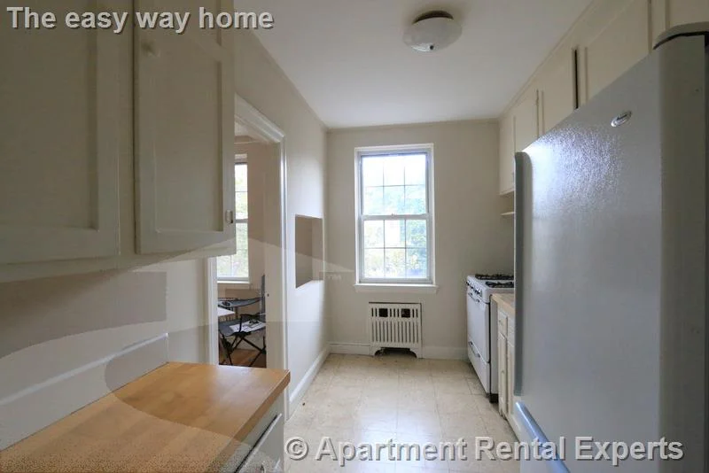 1 bed, 1 bath apartment for rent at 1716 Cambridge St Unit 31, Harvard Square — photo 6 of 19
