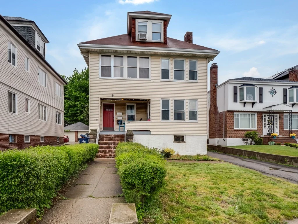 3 bed, 1 bath apartment for rent at 1716 Columbia Rd Unit 1, South Boston