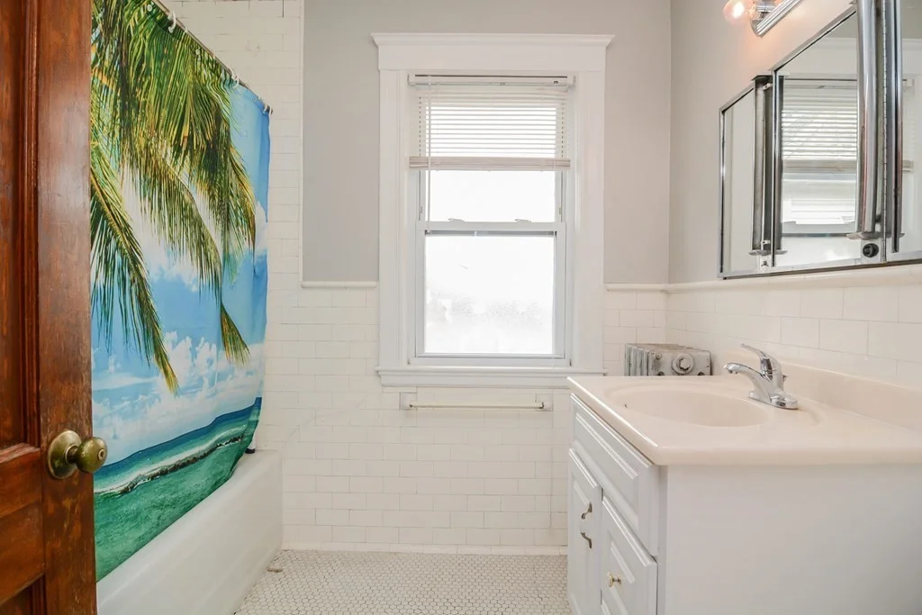 6 bed, 2 bath apartment for rent at 1716 Columbia Rd Unit 2, South Boston — photo 36 of 40