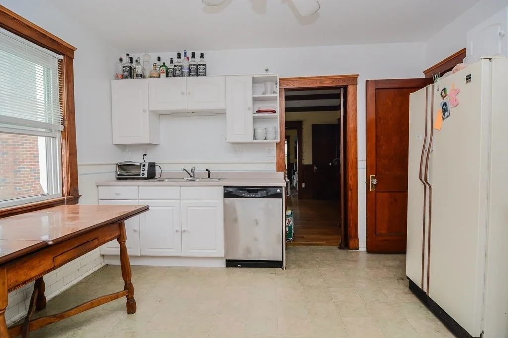 6 bed, 2 bath apartment for rent at 1716 Columbia Rd Unit 2, South Boston — photo 32 of 40