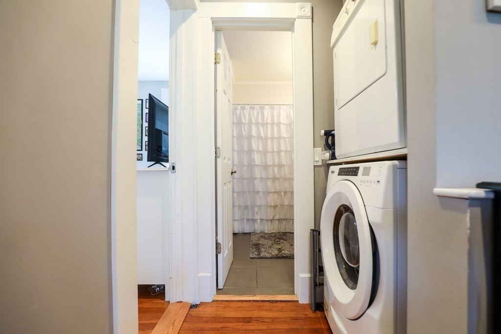 2 bed, 1 bath apartment for rent at 1718 Commonwealth Ave Unit 7, Brighton — photo 12 of 21