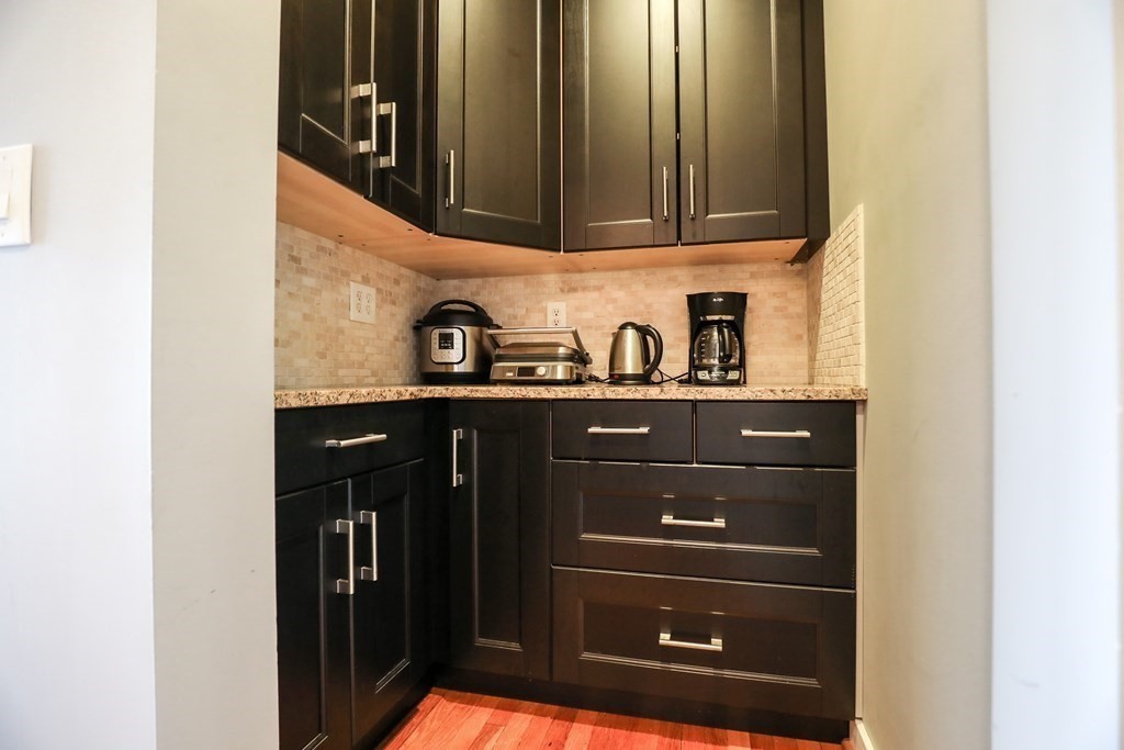 2 bed, 1 bath apartment for rent at 1718 Commonwealth Ave Unit 7, Brighton — photo 8 of 21
