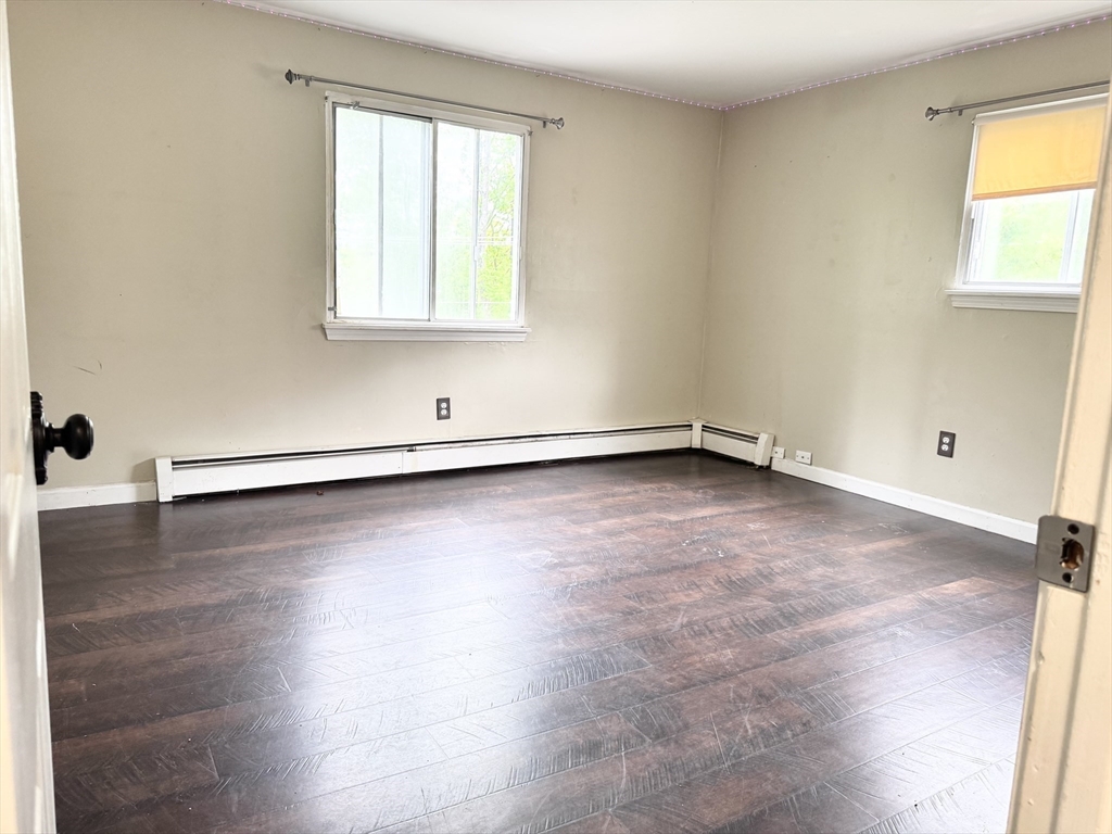 2 bed, 1 bath apartment for rent at 172 -174 Sanborn St Unit 172, Fitchburg — photo 13 of 17
