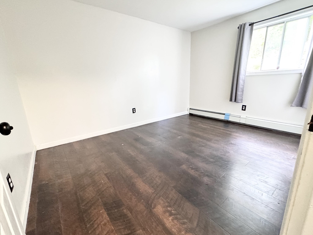 2 bed, 1 bath apartment for rent at 172 -174 Sanborn St Unit 172, Fitchburg — photo 11 of 17
